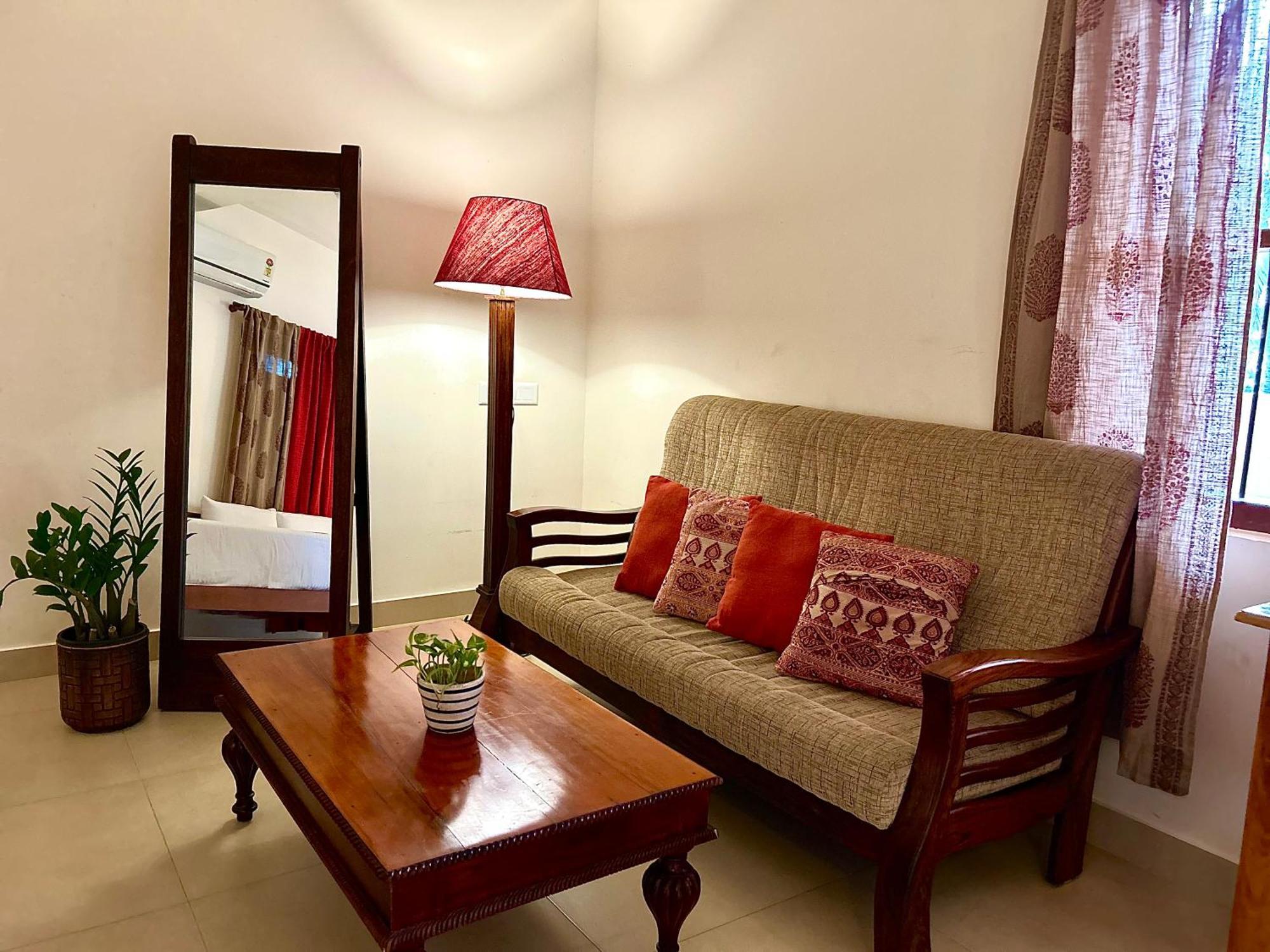 Santa Maria, Trivandrum - An Airport Boutique By The Sea Bed & Breakfast Thiruvananthapuram Ngoại thất bức ảnh